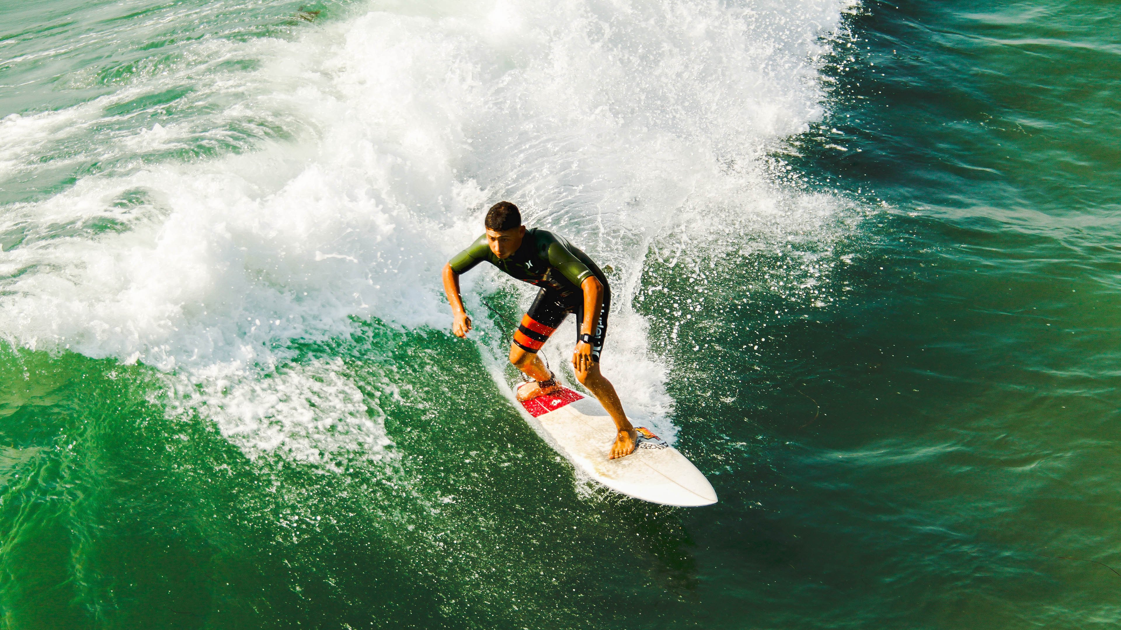 跨界决胜时刻，从雷恩的绿茵绝杀到穆勒的赛道接管
